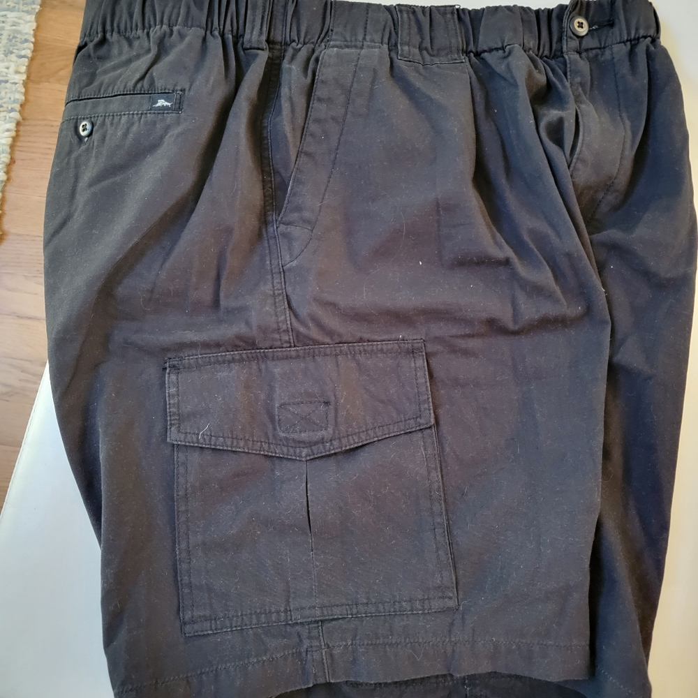 Black Tommy Bahama shorts XLT